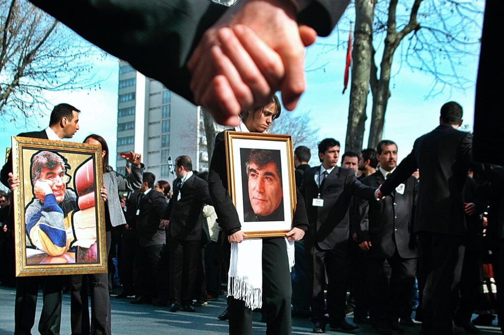 Hrant’ı Yitirdikten Sonra Hrant Dink cenaze töreni