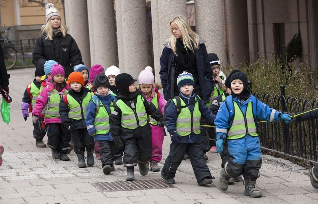 Sosyal Değişime Muhtaç Bir Ülke İçin 11 İyi Fikir 4 universial child care 1024x658 1