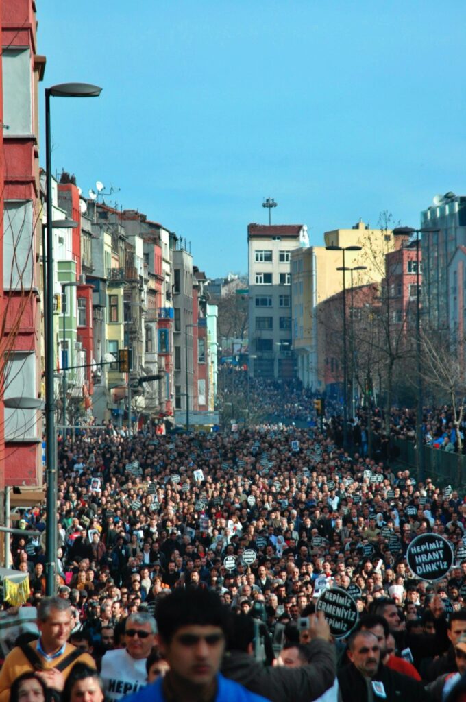Hrant’ı Yitirdikten Sonra Hrant Dink cenaze töreni